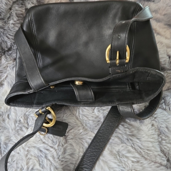 Vintage Coach Shoulder Bag - Picture 3 of 11